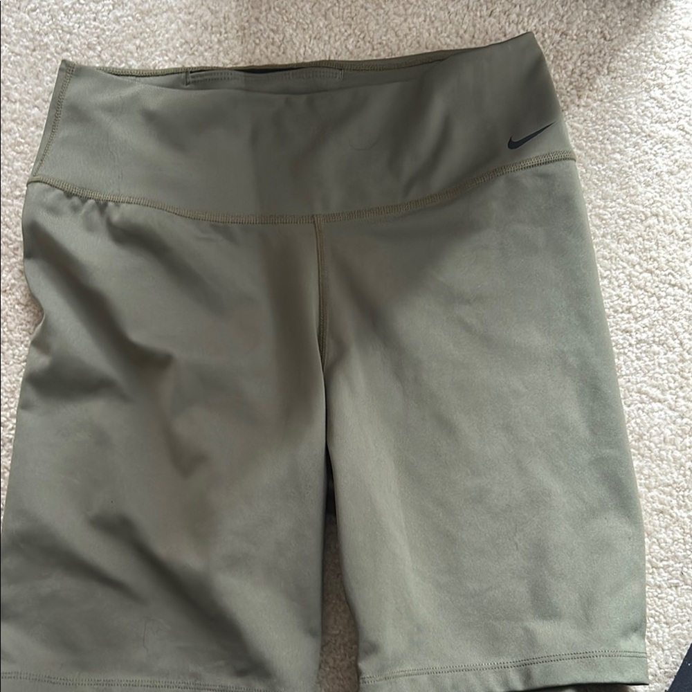 Nike Green Athletic Shorts Performance Fit
